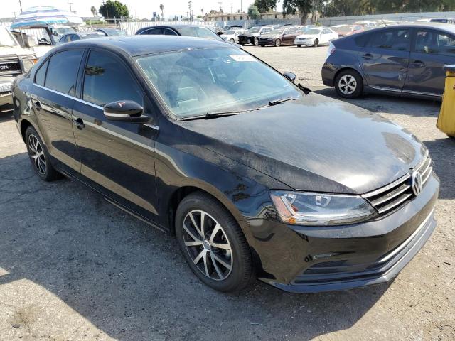 VIN 3VWDB7AJ8HM402138 2017 Volkswagen Jetta, SE no.4