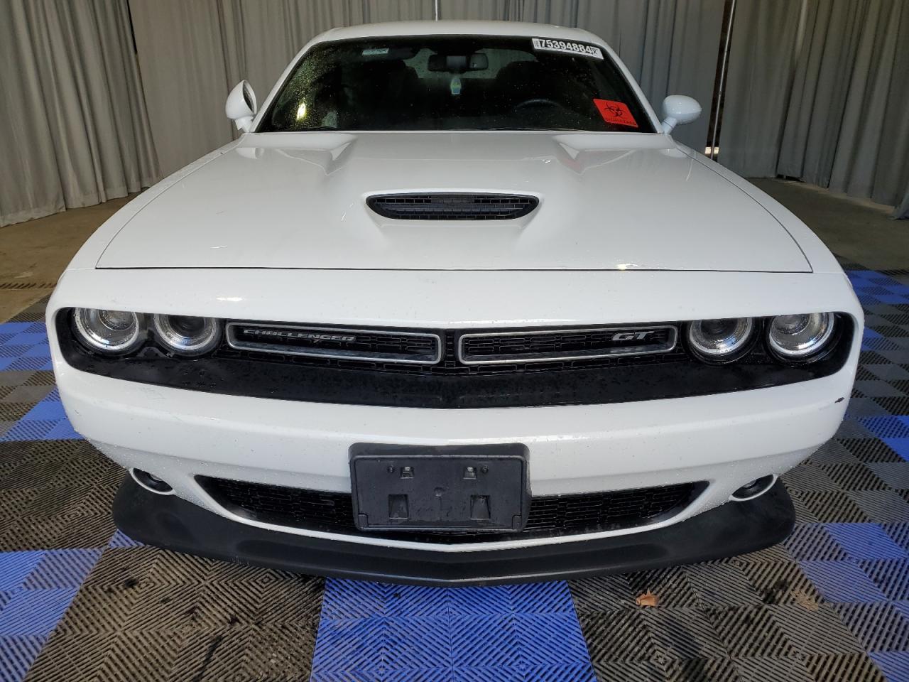 Lot #2948367928 2022 DODGE CHALLENGER