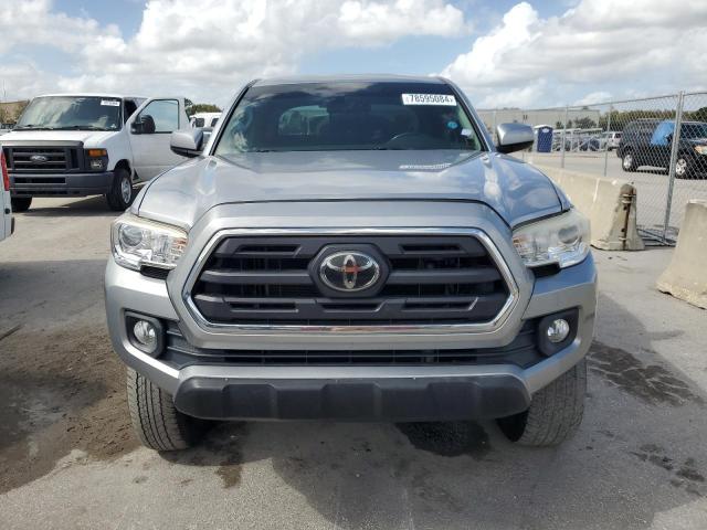 VIN 5TFAZ5CN4KX076734 2019 Toyota Tacoma, Double Cab no.5