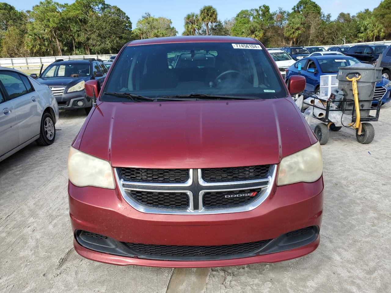 Lot #2989212641 2014 DODGE GRAND CARA