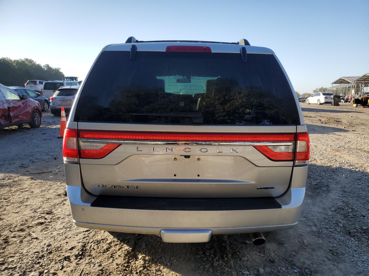 Lot #2923637610 2016 LINCOLN NAVIGATOR