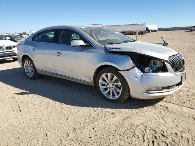 VIN 1G4GB5G37FF337255 2015 Buick Lacrosse no.4