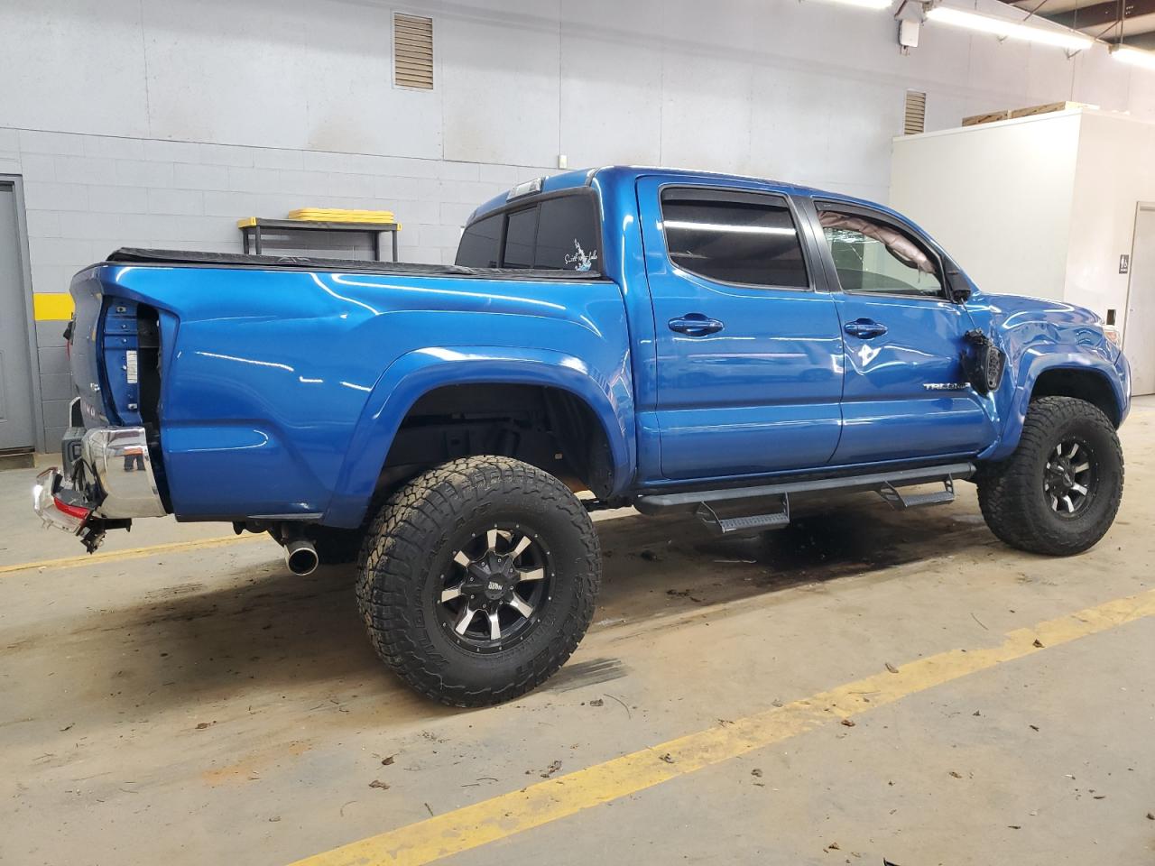 Lot #2952956755 2016 TOYOTA TACOMA DOU