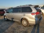 TOYOTA SIENNA XLE photo