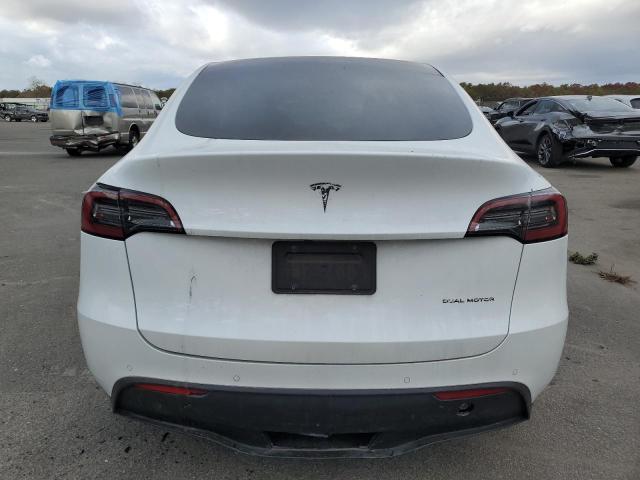 2022 TESLA MODEL Y 7SAYGDEE3NF431907