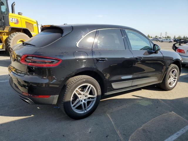 VIN WP1AA2A50JLB13985 2018 Porsche Macan no.3