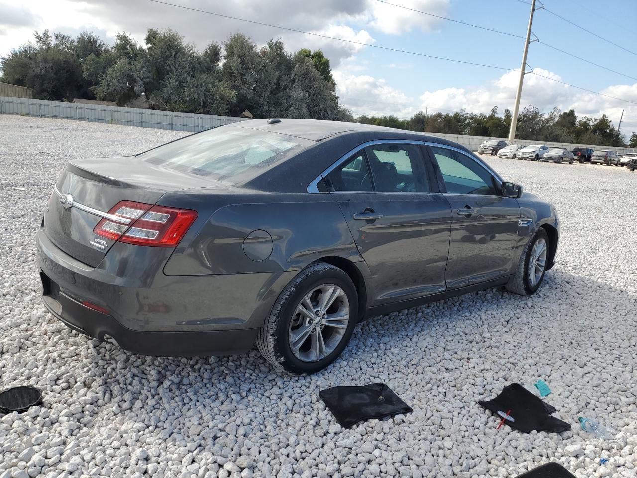 Lot #2993813172 2018 FORD TAURUS SEL