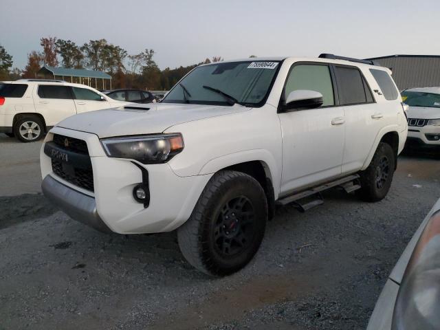 TOYOTA 4RUNNER SR