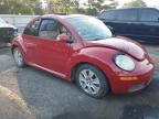 VOLKSWAGEN NEW BEETLE photo