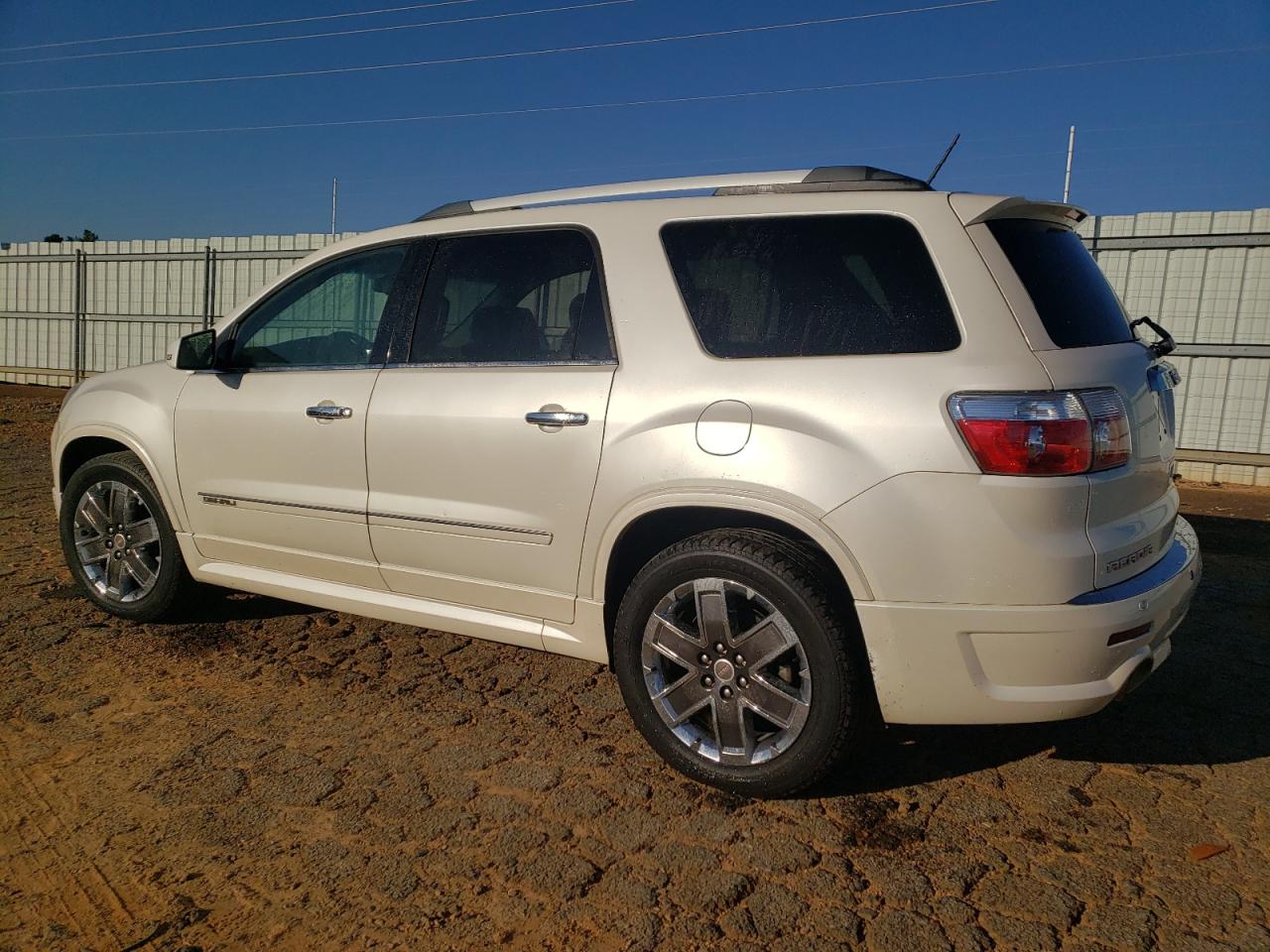 1GKKRTED1CJ221735 - 2012 GMC ACADIA DEN - #77399364