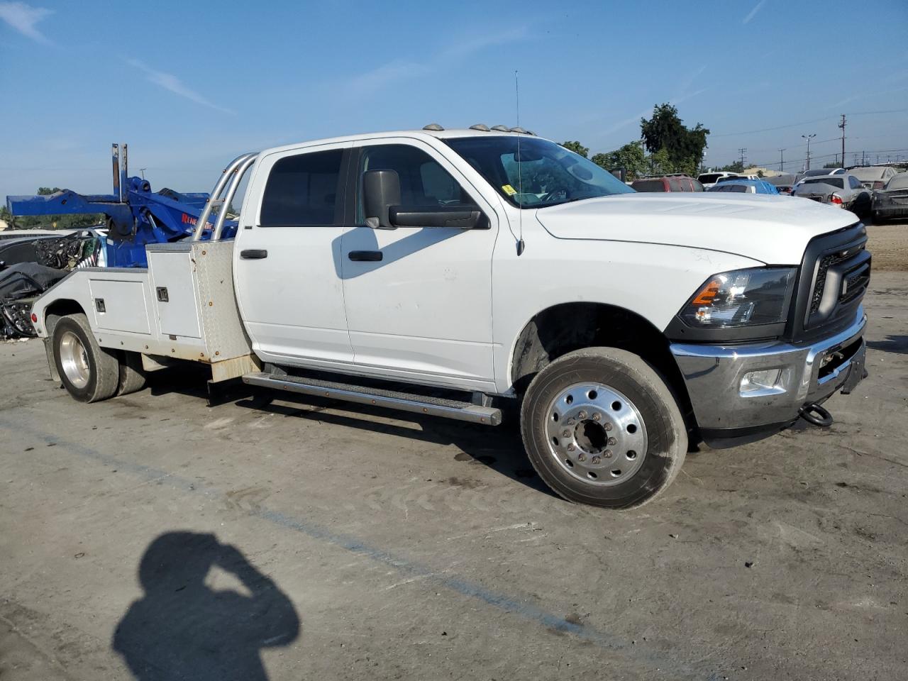 Lot #2895113836 2018 RAM 5500