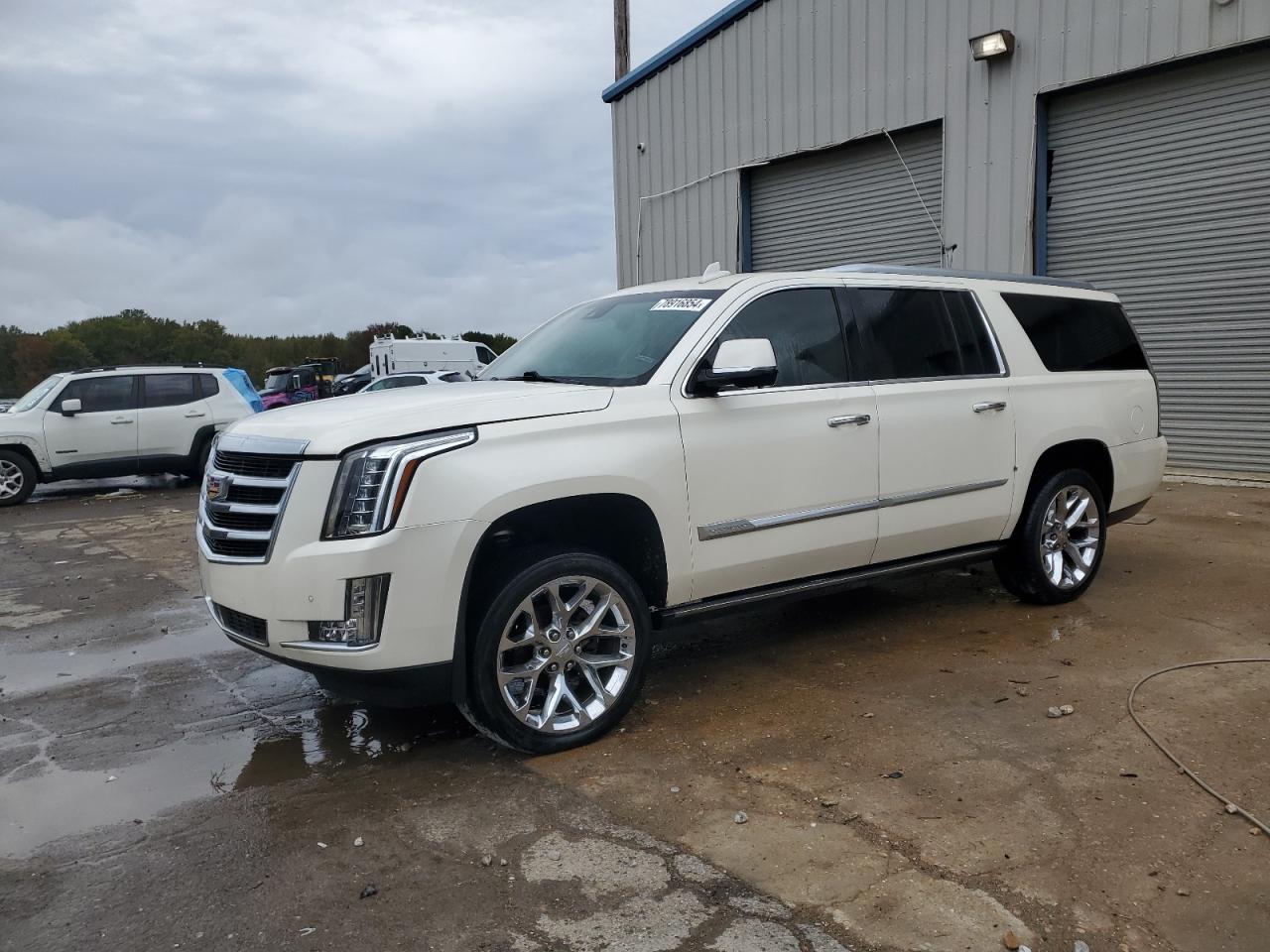 Lot #2947113544 2015 CADILLAC ESCALADE E