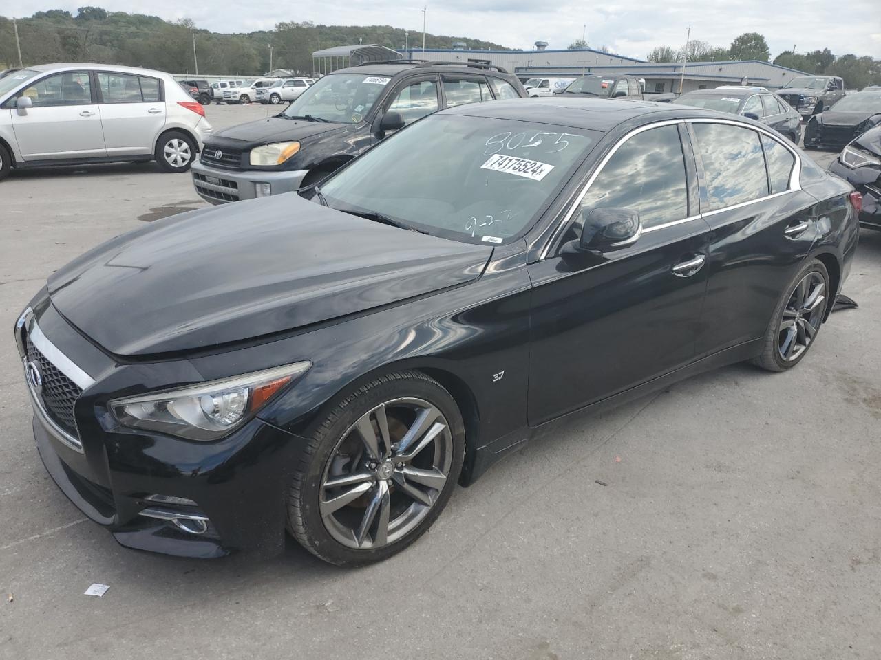 Infiniti Q50 2015 