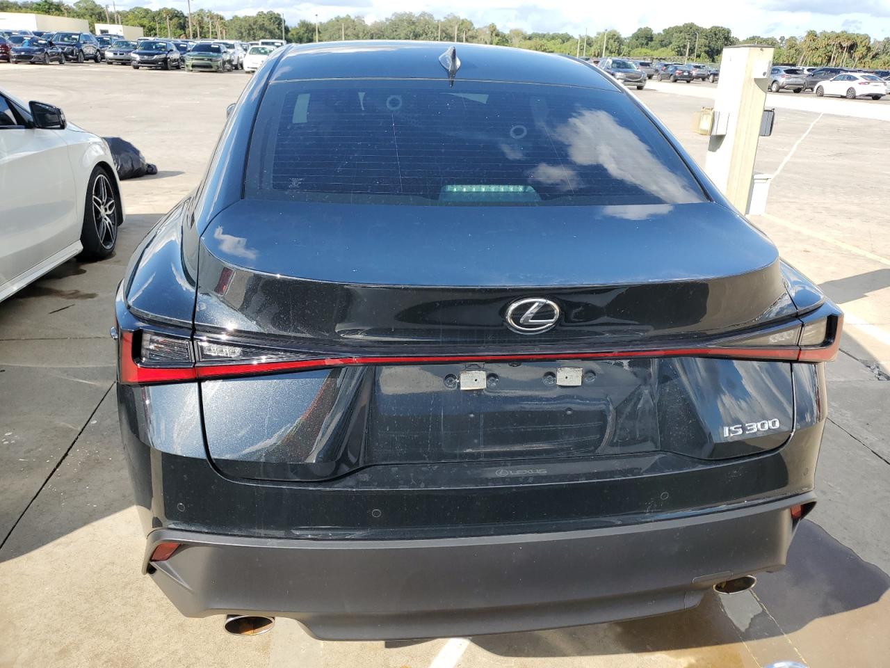 Lot #2996151403 2024 LEXUS IS 300