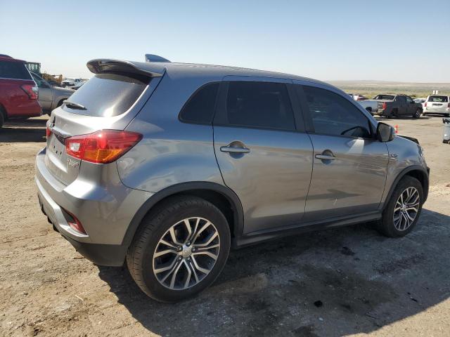 MITSUBISHI OUTLANDER 2019 silver  gas JA4AP3AU3KU030148 photo #4