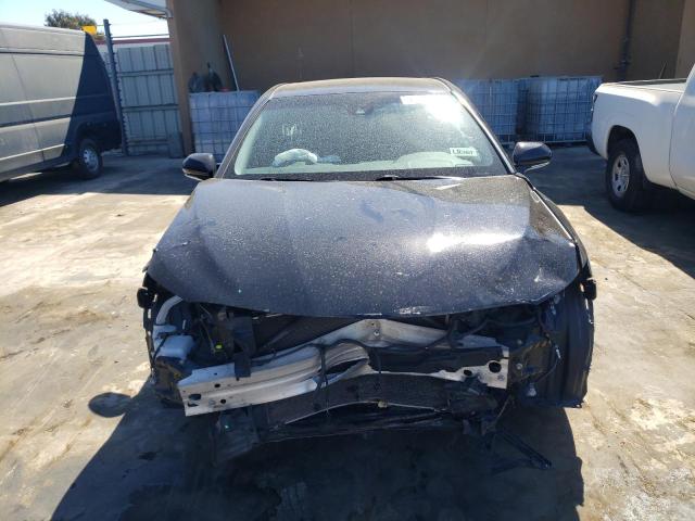 VIN 4T1B11HK0JU004105 2018 Toyota Camry, L no.5