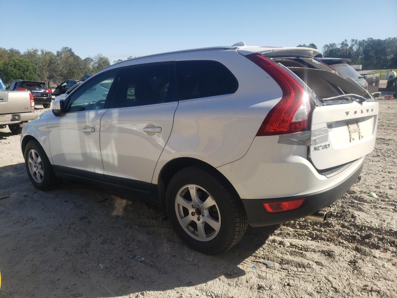 Lot #2936029515 2012 VOLVO XC60 3.2