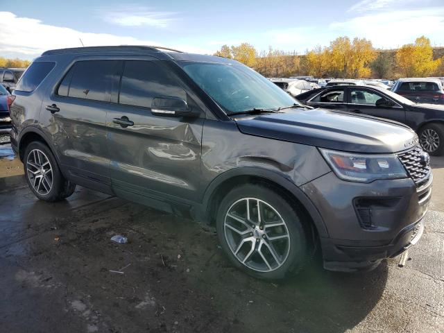 VIN 1FM5K8GTXJGB14588 2018 FORD EXPLORER no.4