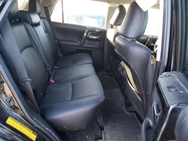 2018 TOYOTA 4RUNNER SR - JTEBU5JR4J5500833