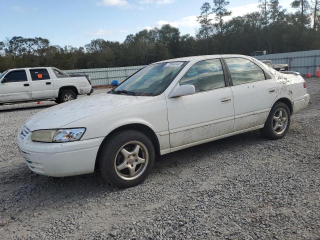 TOYOTA CAMRY CE