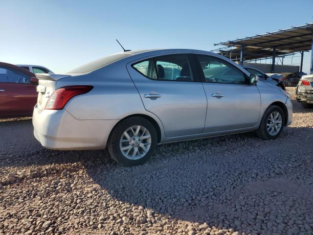 VIN 3N1CN7AP0JL851368 2018 Nissan Versa, S no.3