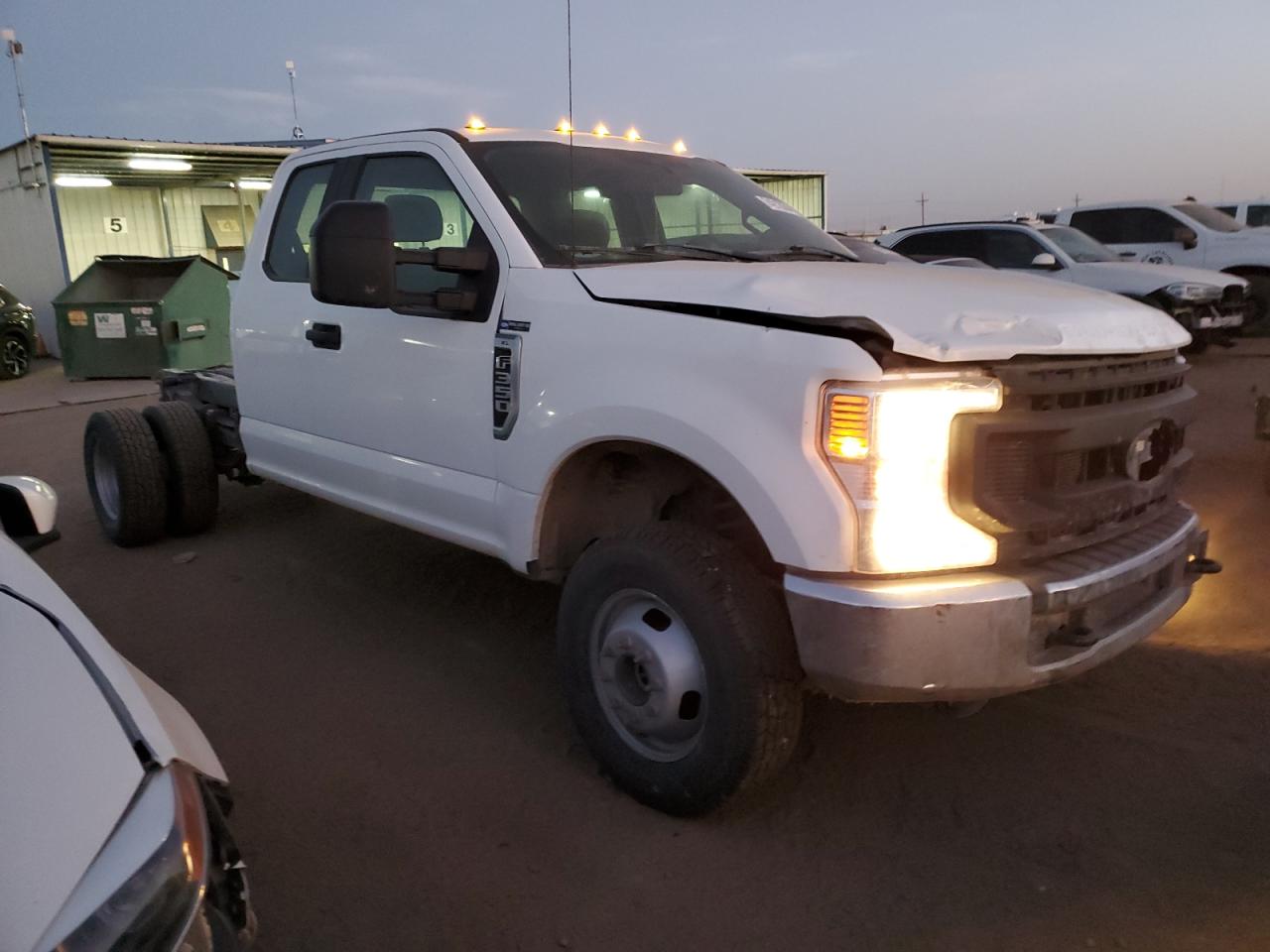 Lot #2879298417 2021 FORD F350 SUPER