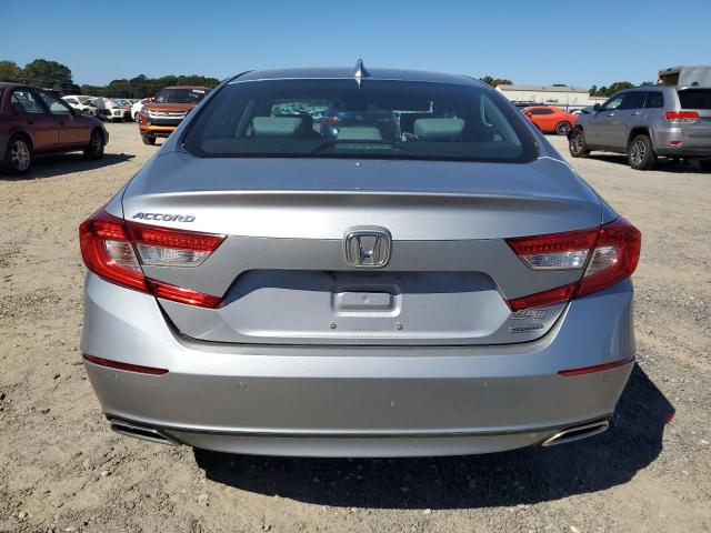 2018 HONDA ACCORD TOU - 1HGCV1F90JA104544