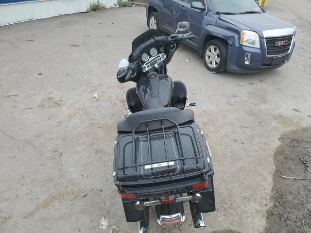 2010 HARLEY-DAVIDSON FLHTCU 1HD1FC413AB643776