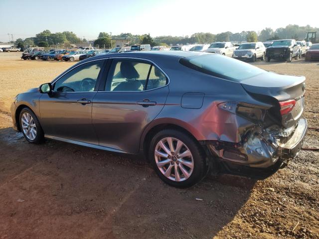 VIN 4T1B11HK3JU023263 2018 Toyota Camry, L no.2