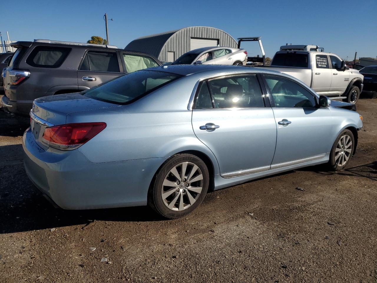 Lot #2996601681 2011 TOYOTA AVALON BAS