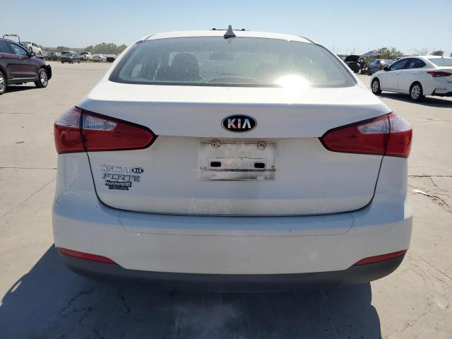 2016 KIA FORTE LX - KNAFK4A63G5606935