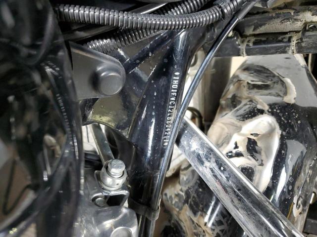 2020 HARLEY-DAVIDSON FLHT 1HD1FVC12LB604211