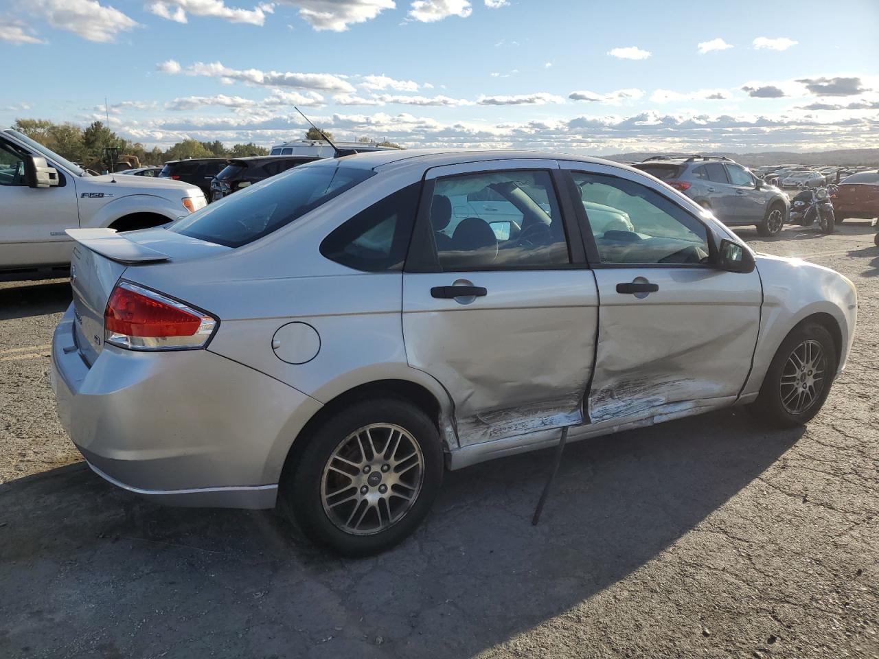 Lot #2986908812 2010 FORD FOCUS SE