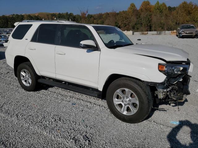 2018 TOYOTA 4RUNNER SR - JTEZU5JR0J5188105