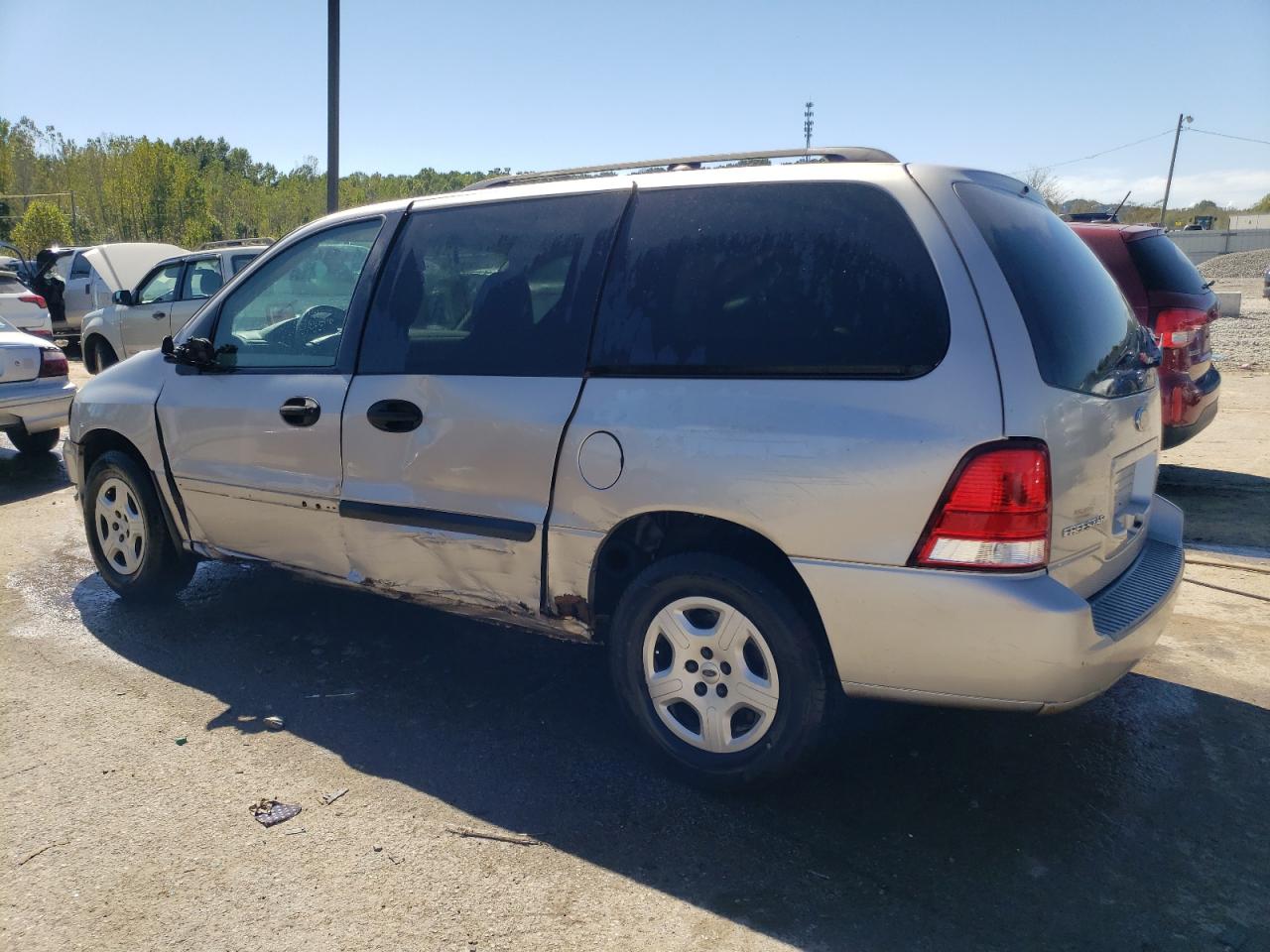 Lot #2960181113 2004 FORD FREESTAR S