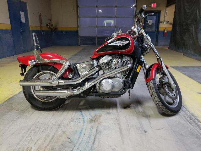 1996 HONDA VT1100 C #2926257378