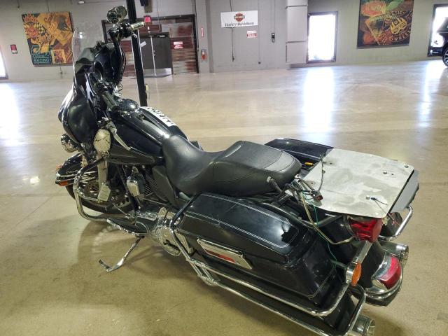 2010 HARLEY-DAVIDSON FLHTCU 1HD1FC412AB675005
