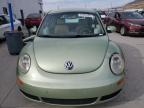 VOLKSWAGEN NEW BEETLE photo