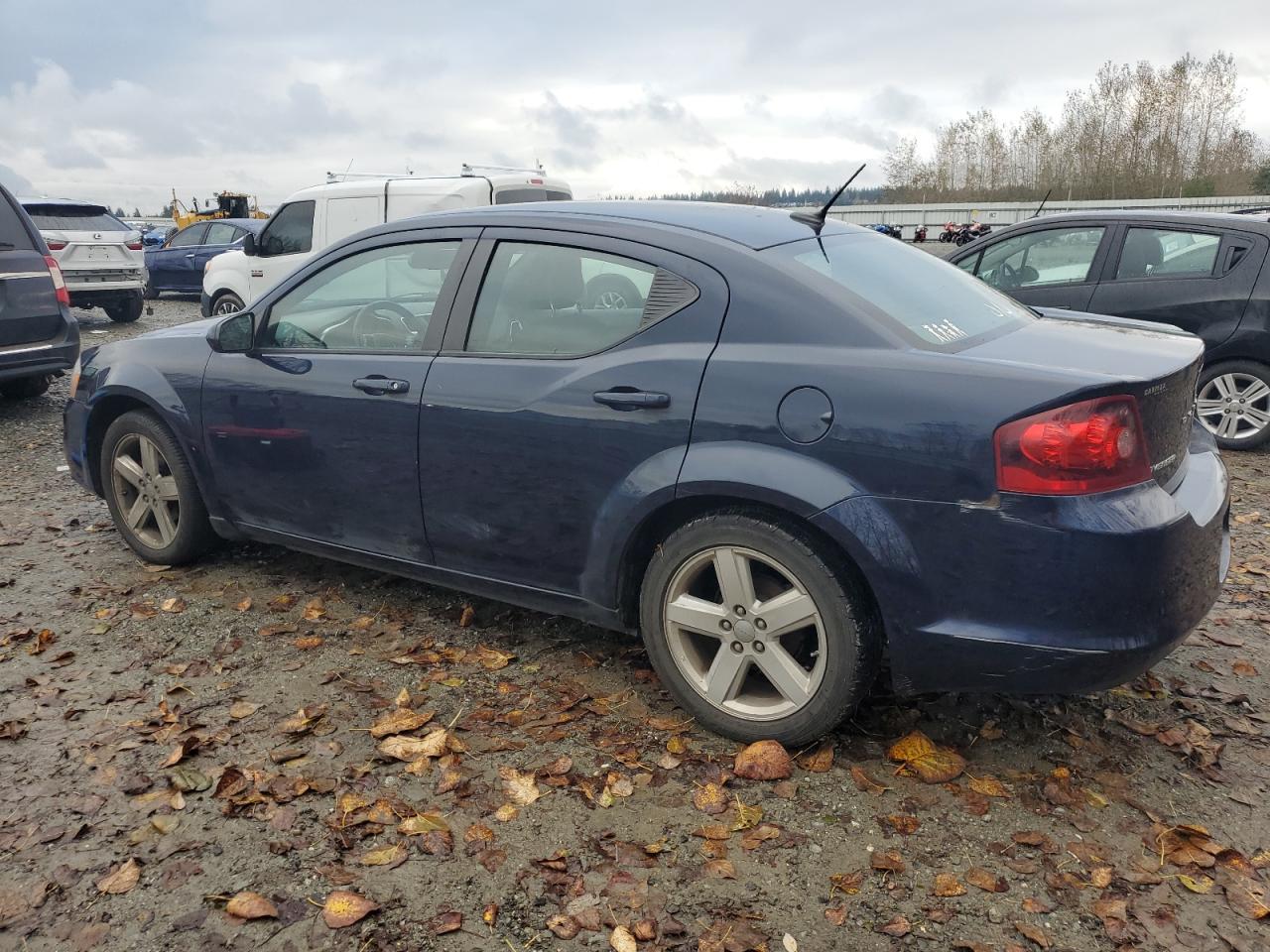 Lot #2918950596 2013 DODGE AVENGER SX