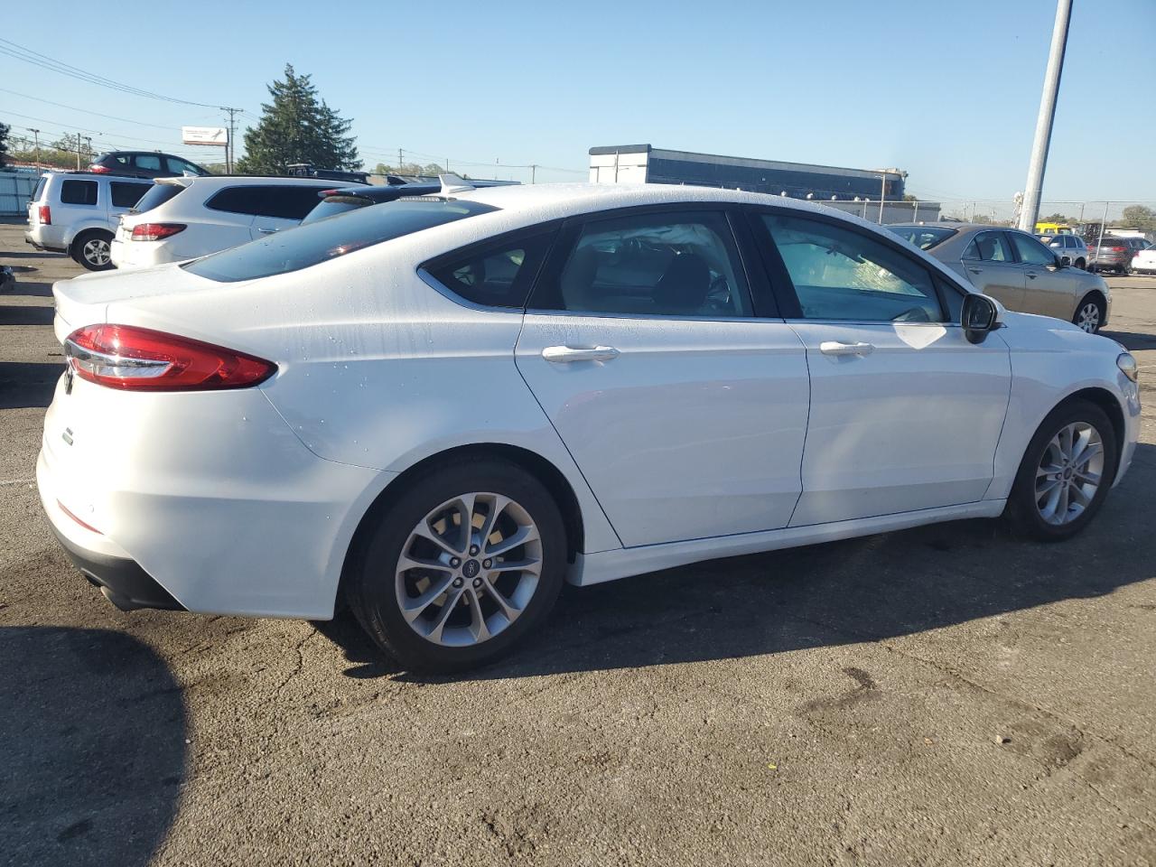 Lot #2978850935 2020 FORD FUSION SE