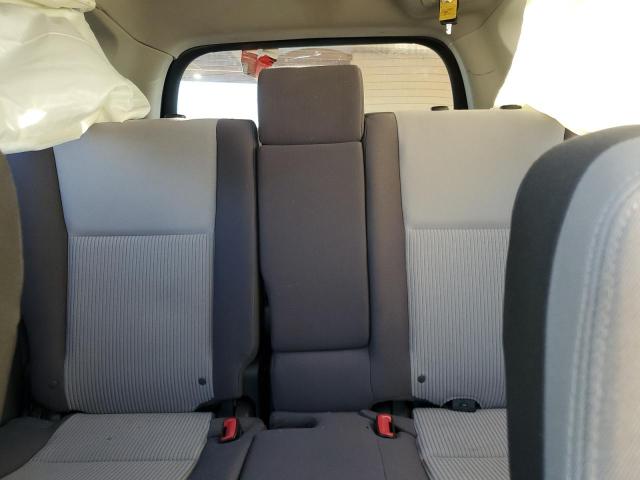2015 TOYOTA RAV4 XLE - JTMWFREV8FJ052528