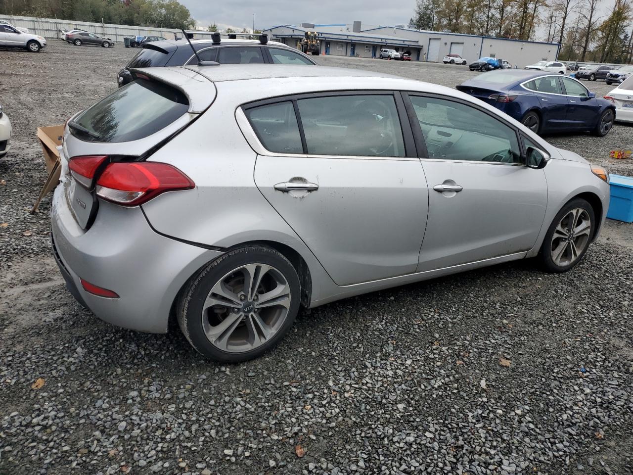 Lot #3008720123 2016 KIA FORTE EX