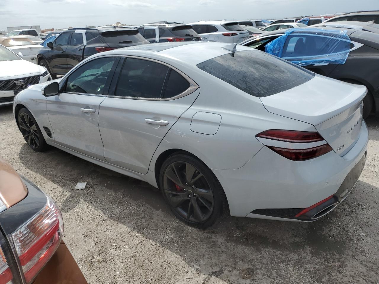 Lot #3049500743 2022 GENESIS G70 BASE