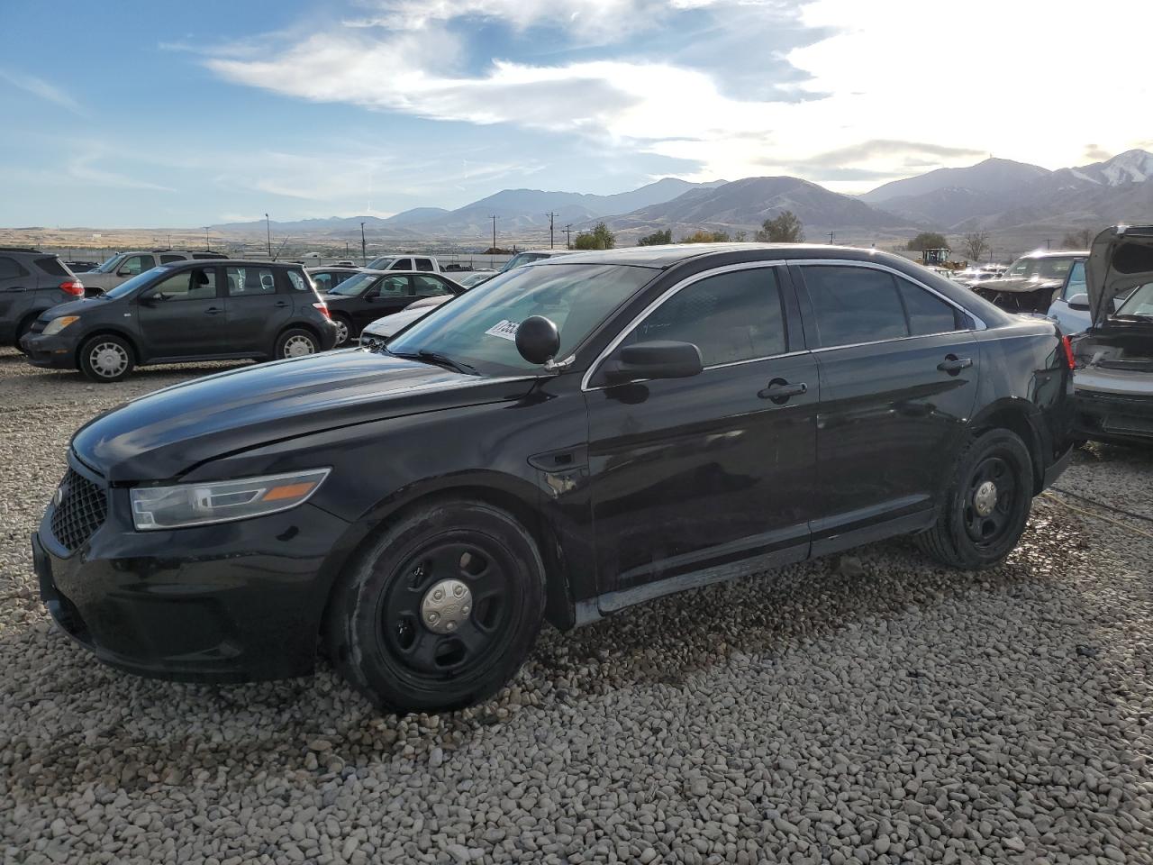 Lot #3021141261 2016 FORD TAURUS POL