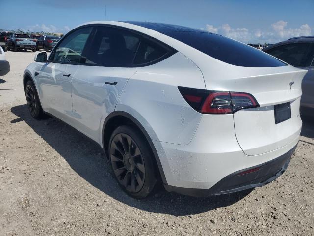 VIN 7SAYGDEE5PA031587 2023 Tesla MODEL Y no.2