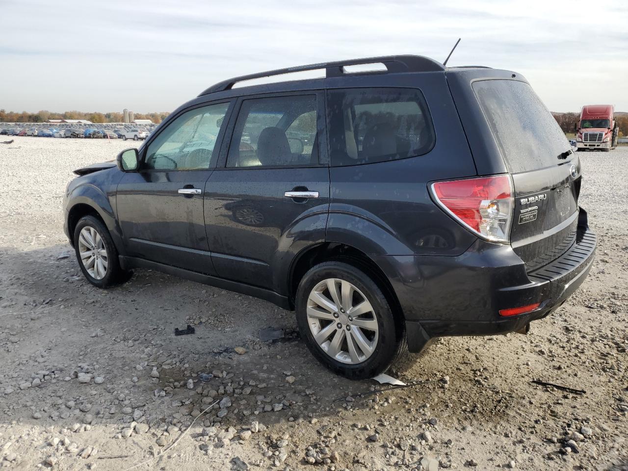 Lot #2994046956 2011 SUBARU FORESTER 2