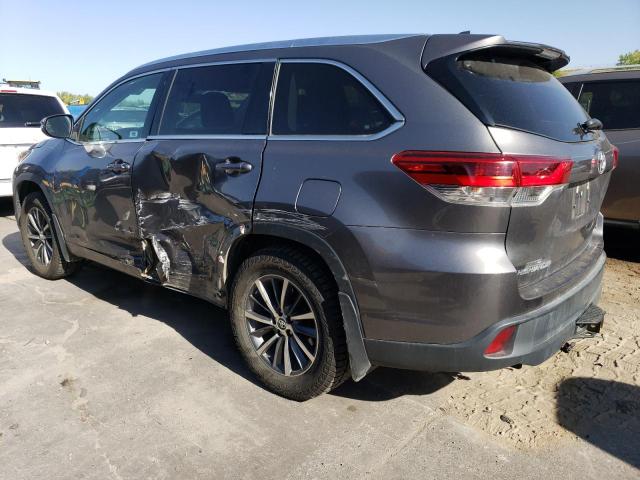 VIN 5TDJZRFH6JS525641 2018 Toyota Highlander, SE no.2