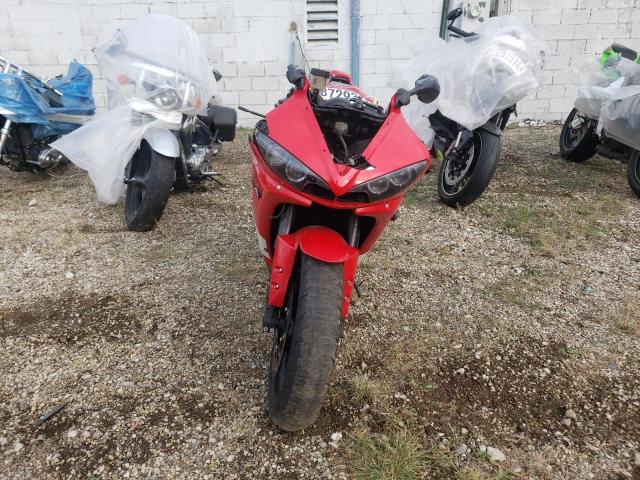 YAMAHA YZFR6 L 2005 red  gas JYARJ06E65A023075 photo #3