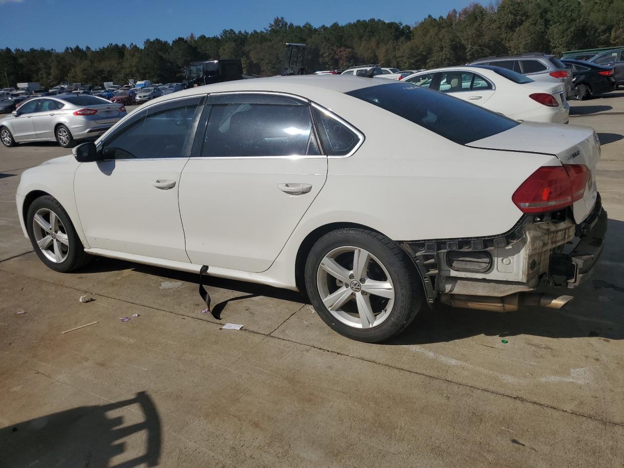 Lot #2972136126 2013 VOLKSWAGEN PASSAT SE