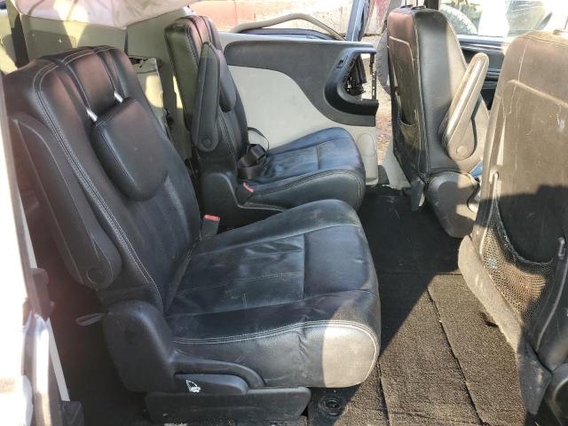 2016 CHRYSLER TOWN & COU - 2C4RC1BG3GR156791